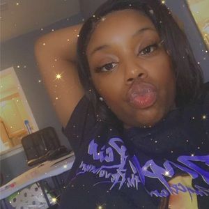 Meet your Posher, Bella